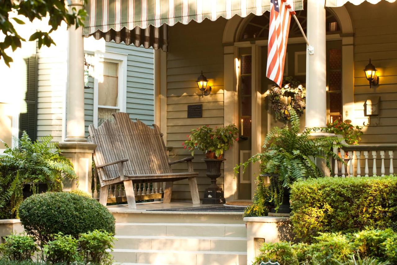  | Devereaux Shields House