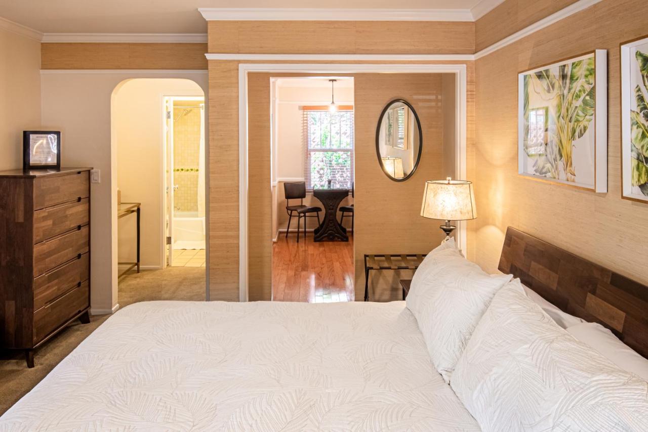 King Studio - One at Harbor House Inn