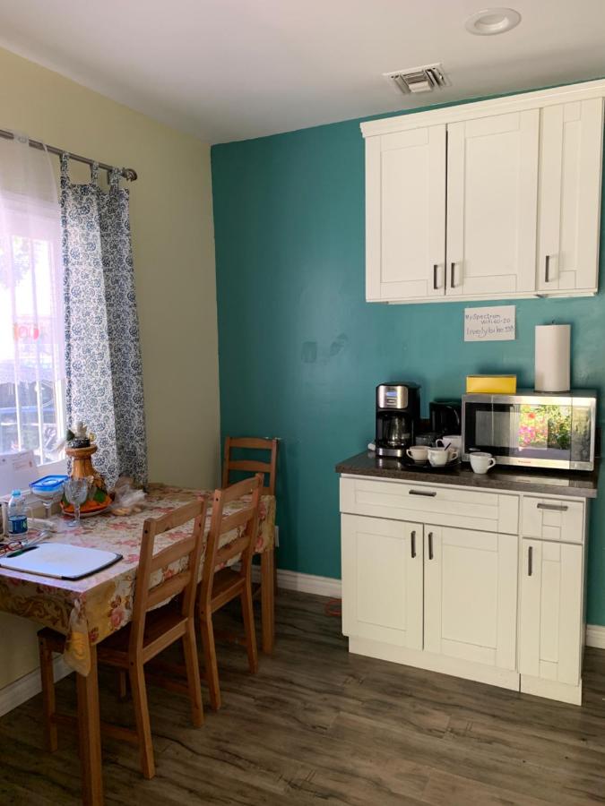 | LAX guest house