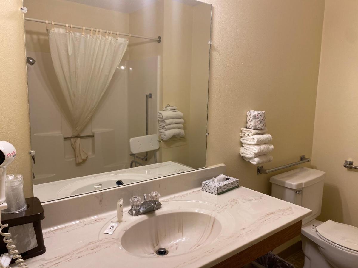 | AmeriVu Inn