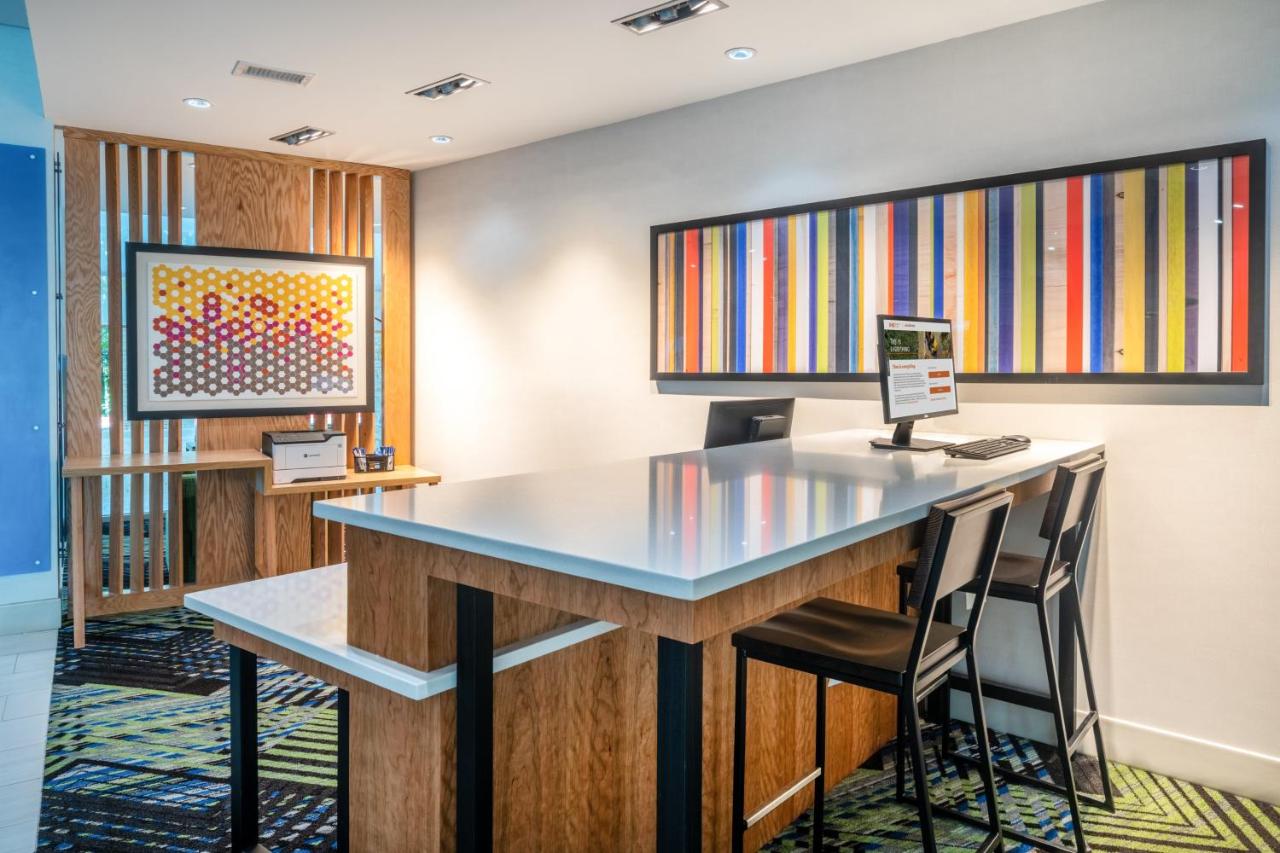  | Holiday Inn Express & Suites Atlanta Airport NE - Hapeville, an IHG Hotel
