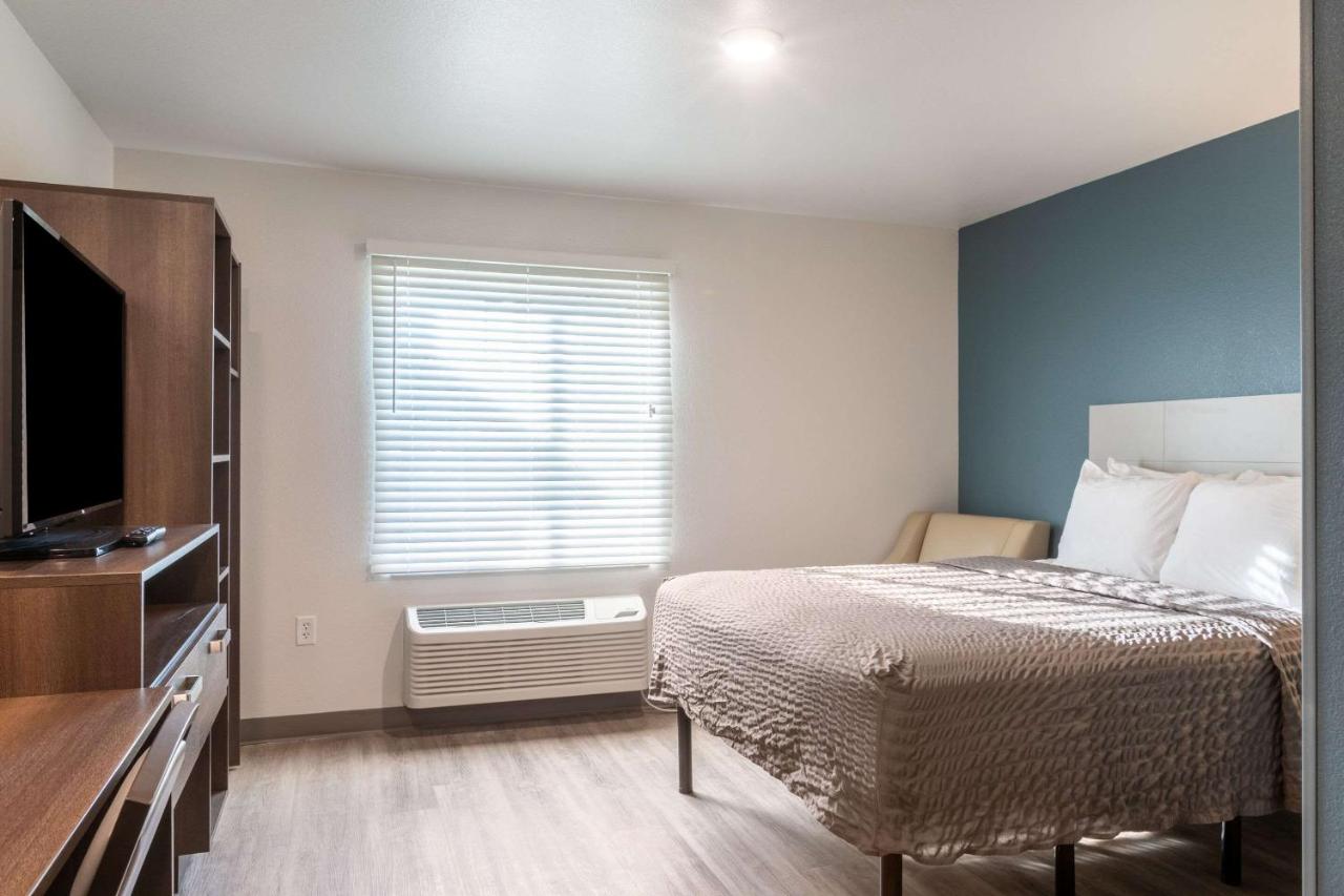 Standard Queen Room - Non-Smoking at WoodSpring Suites Atlanta McDonough