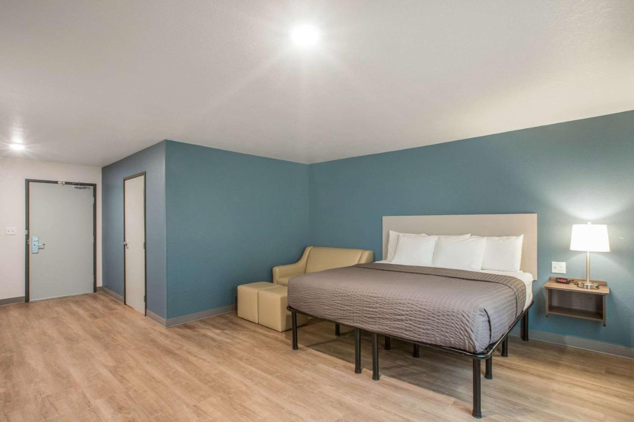 King Room - Accessible/Non Smoking at WoodSpring Suites Atlanta McDonough
