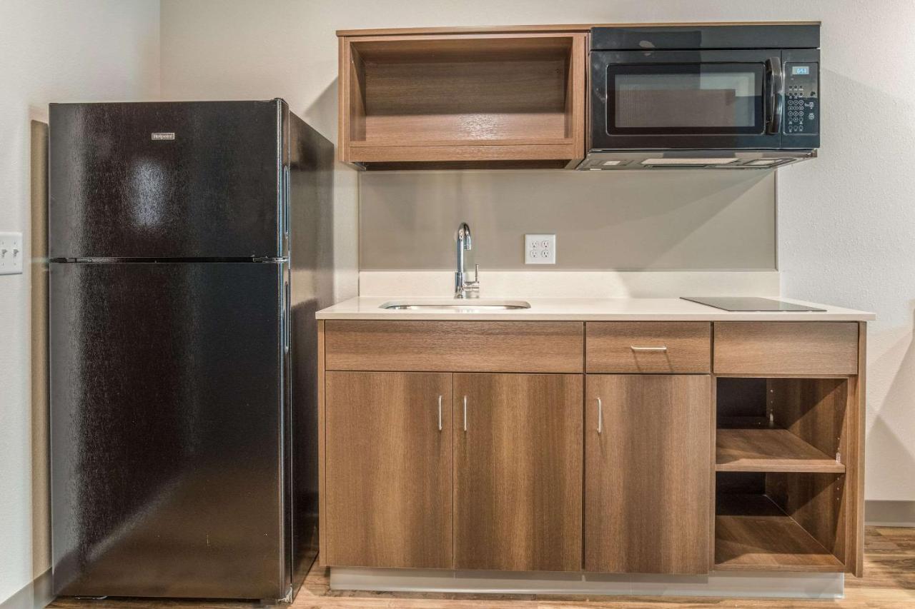 Standard Queen Room - Non-Smoking at WoodSpring Suites Greenville Haywood Mall