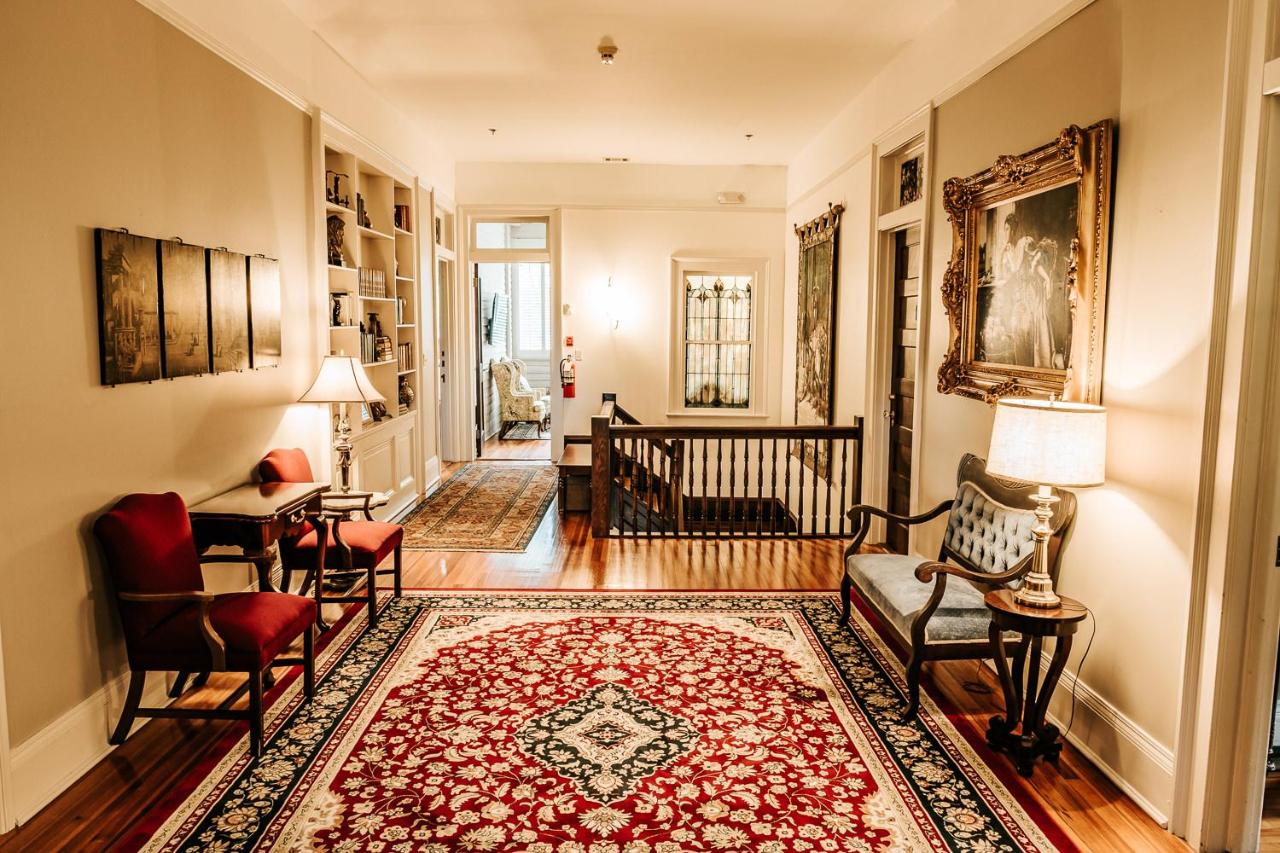  | Heritage House Bed & Breakfast - Boutique Adults-Only Inn