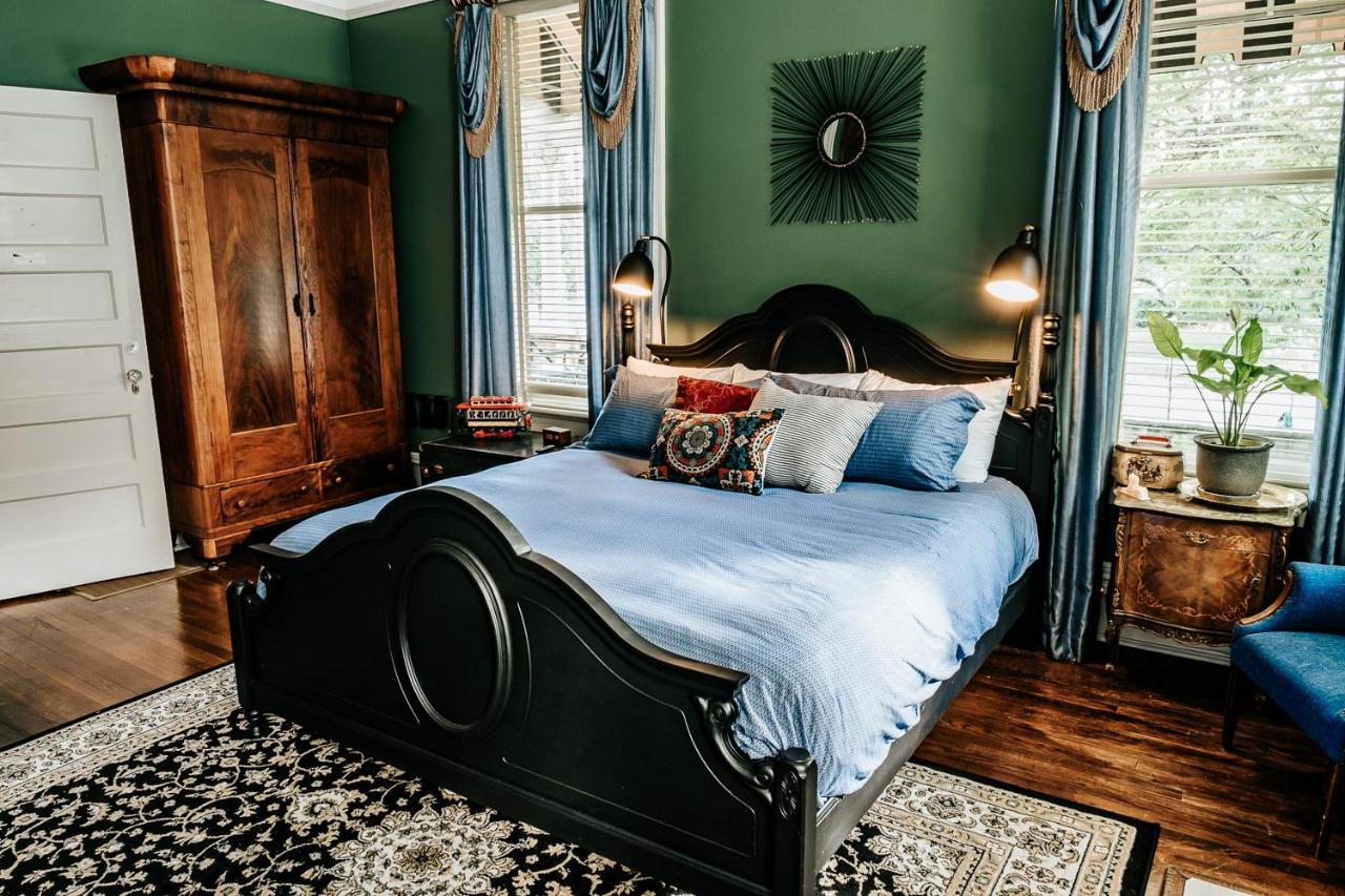  | Heritage House Bed & Breakfast - Boutique Adults-Only Inn