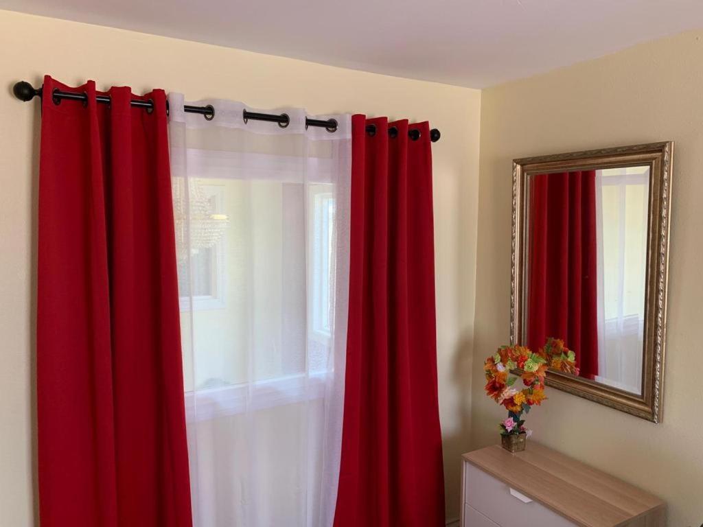 | LAX guest house