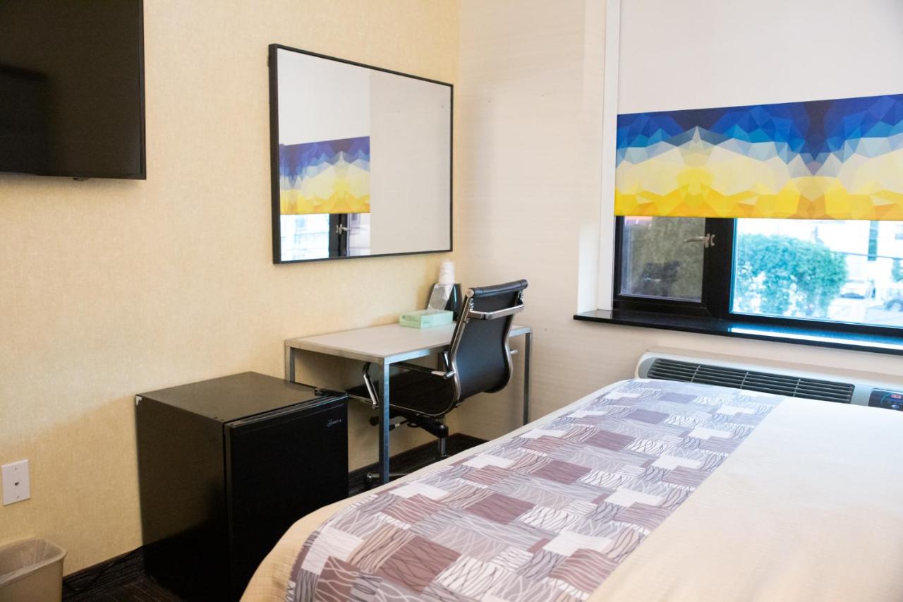  | 7 Days Hotel