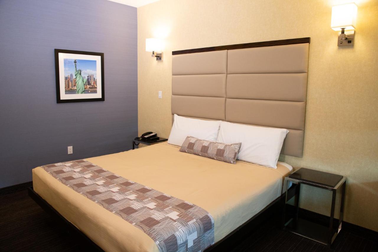  | 7 Days Hotel