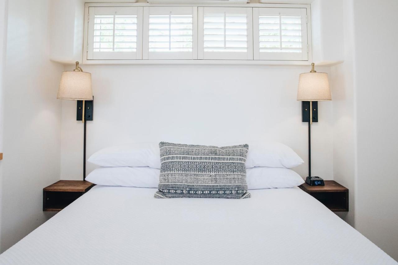 Queen Studio at Cottage Inn & Spa