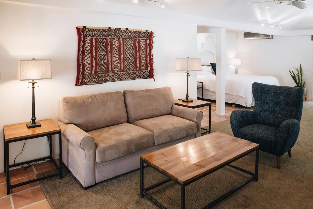 Suite with Terrace at Cottage Inn & Spa