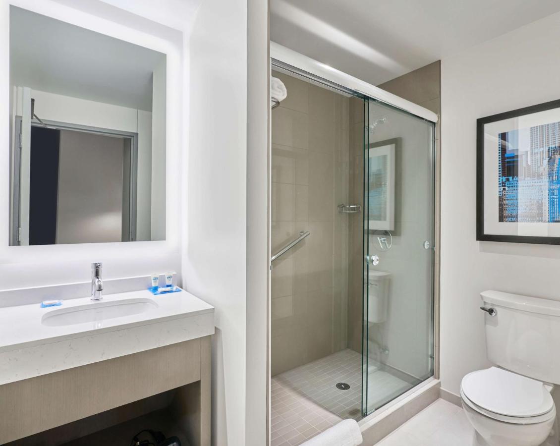 King Suite at Hyatt House Chicago Medical/University District