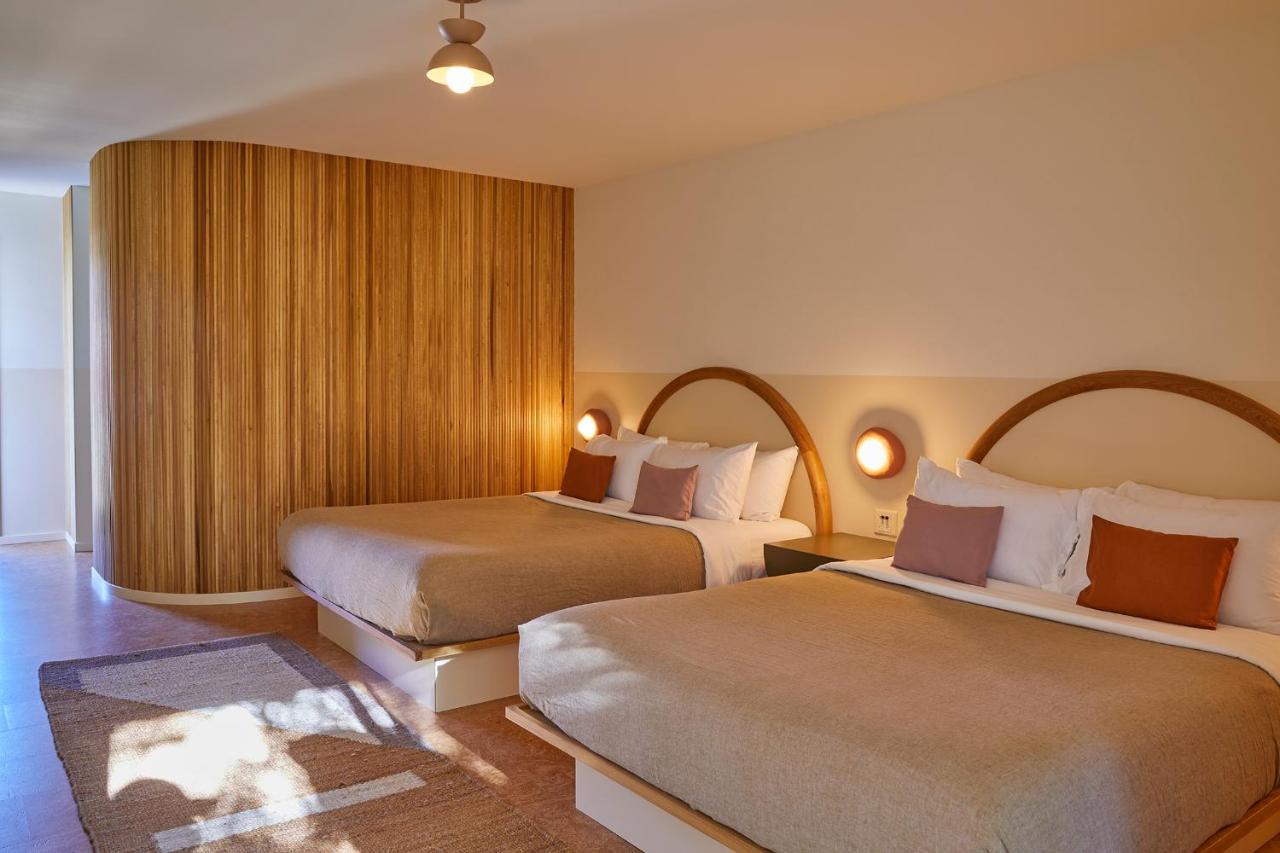 | The Capri Hotel