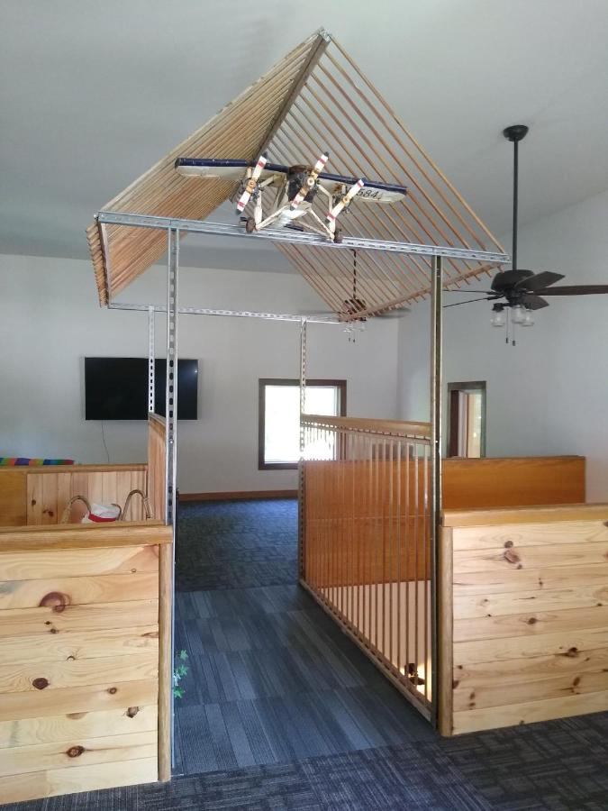 | Pearl Island B & B