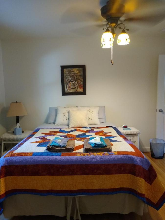 | Pearl Island B & B