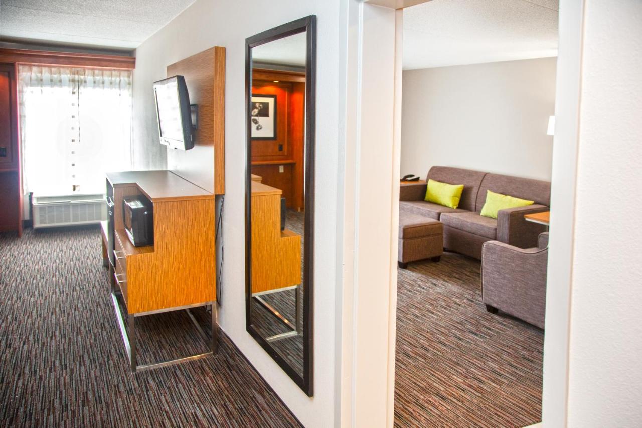 One Bedroom Suite with 2 Queen Beds - Non-Smoking at Extended Stay America Suites - Springfield