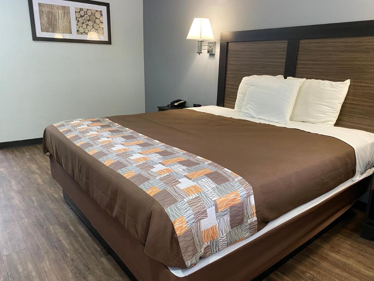 | Hillside Motel Glen Mills