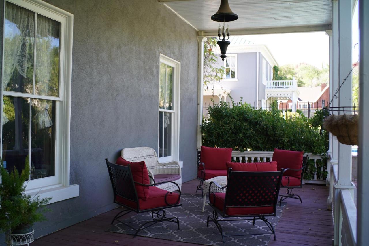 | The Mulberry Inn -An Historic Bed and Breakfast