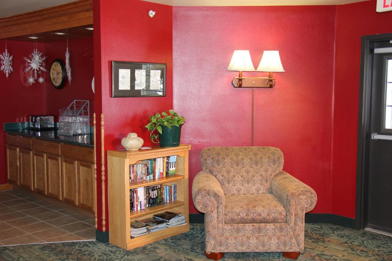 | Homestead Inn and Suites