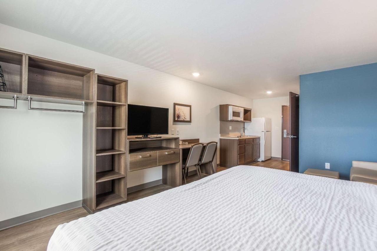 King Room - Accessible/Non-Smoking at WoodSpring Suites Chicago Midway