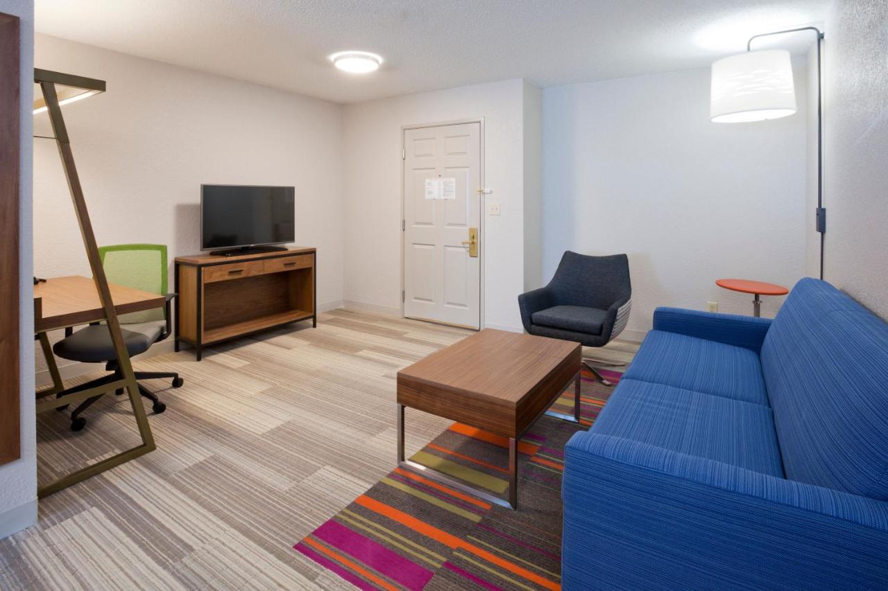  | Holiday Inn Express Hotel & Suites Minneapolis-Golden Valley, an IHG Hotel