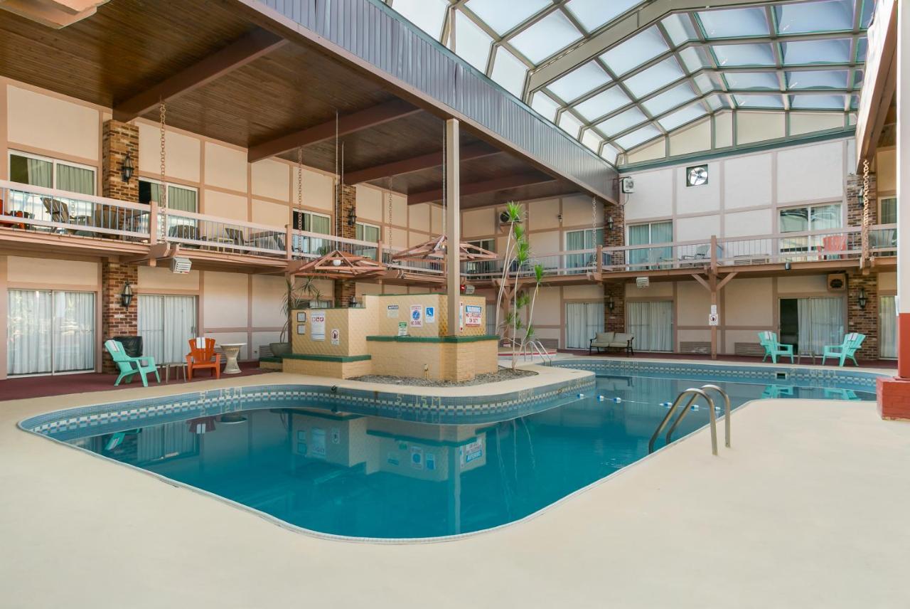 | Eisenhower Hotel and Conference Center