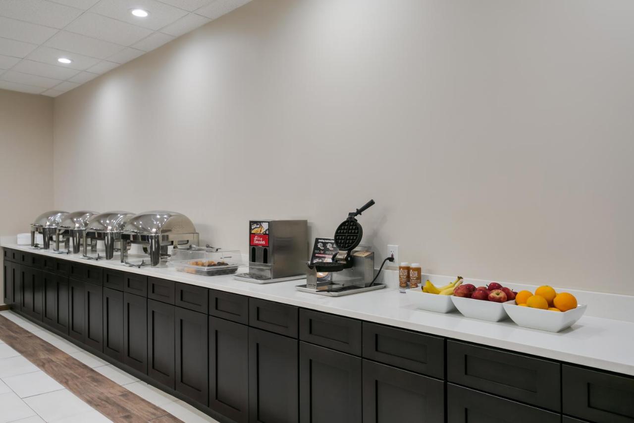 | Eisenhower Hotel and Conference Center