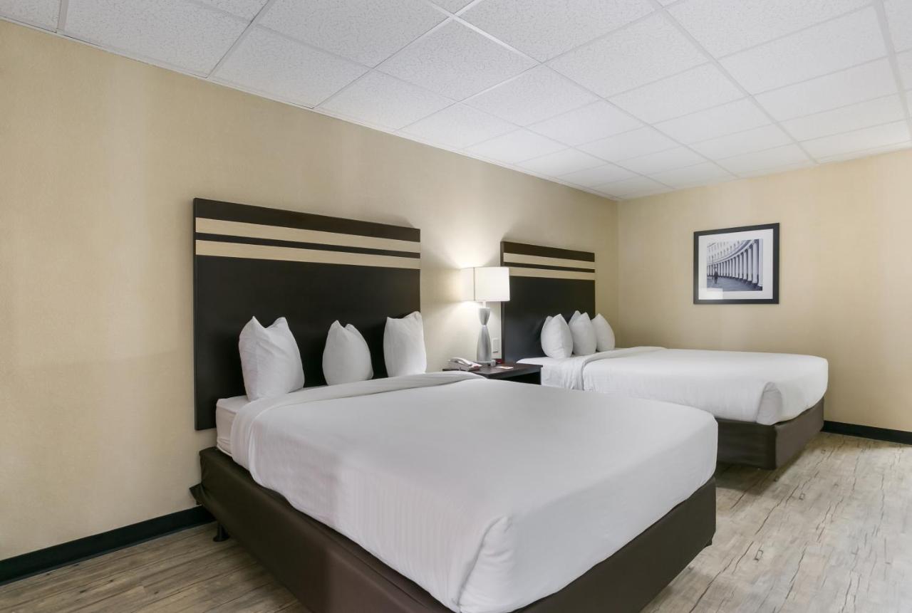 | Eisenhower Hotel and Conference Center
