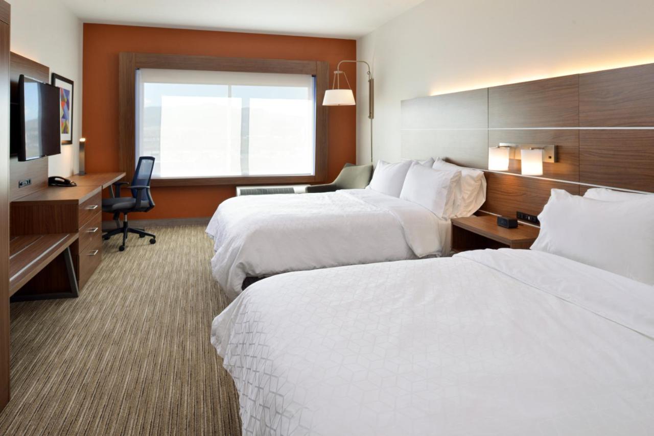 Queen Room with Two Queen Beds - Non-Smoking at Holiday Inn Express & Suites Elko by IHG