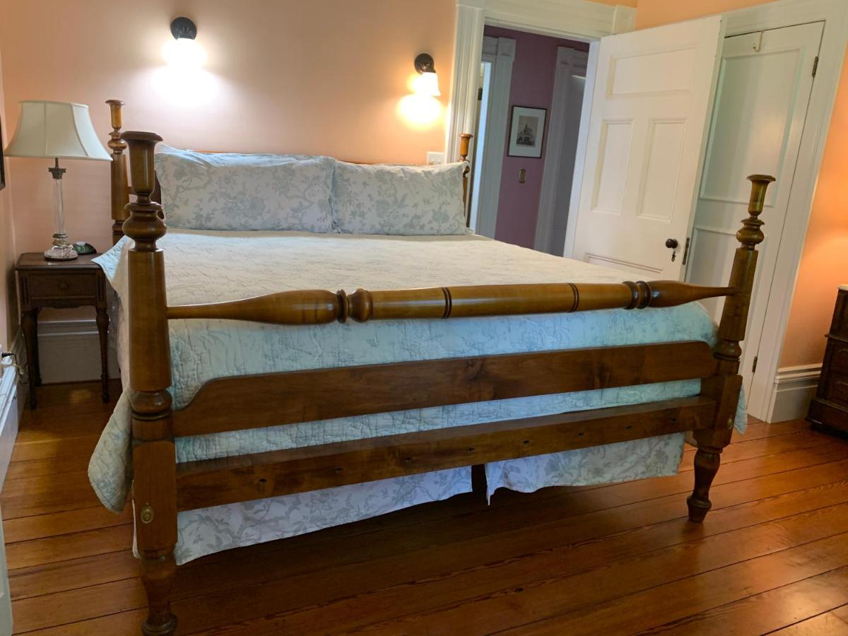 | Delano Homestead Bed and Breakfast