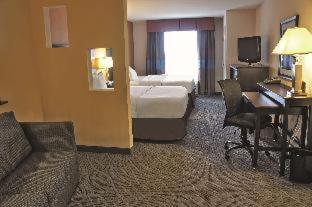 Room #26196906 at La Quinta Inn & Suites by Wyndham Edmond