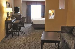 Room #26196909 at La Quinta Inn & Suites by Wyndham Edmond