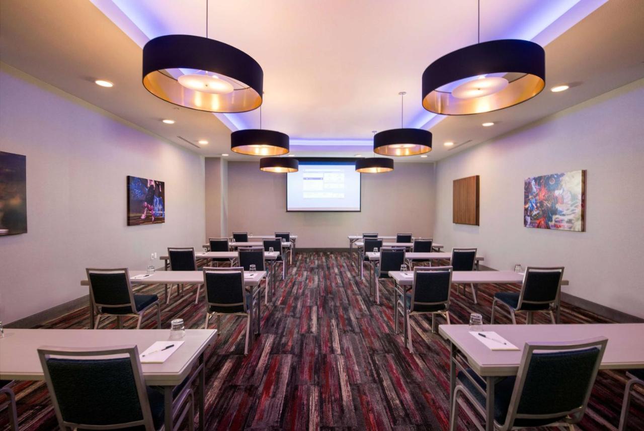 | La Quinta Inn & Suites by Wyndham Wisconsin Dells