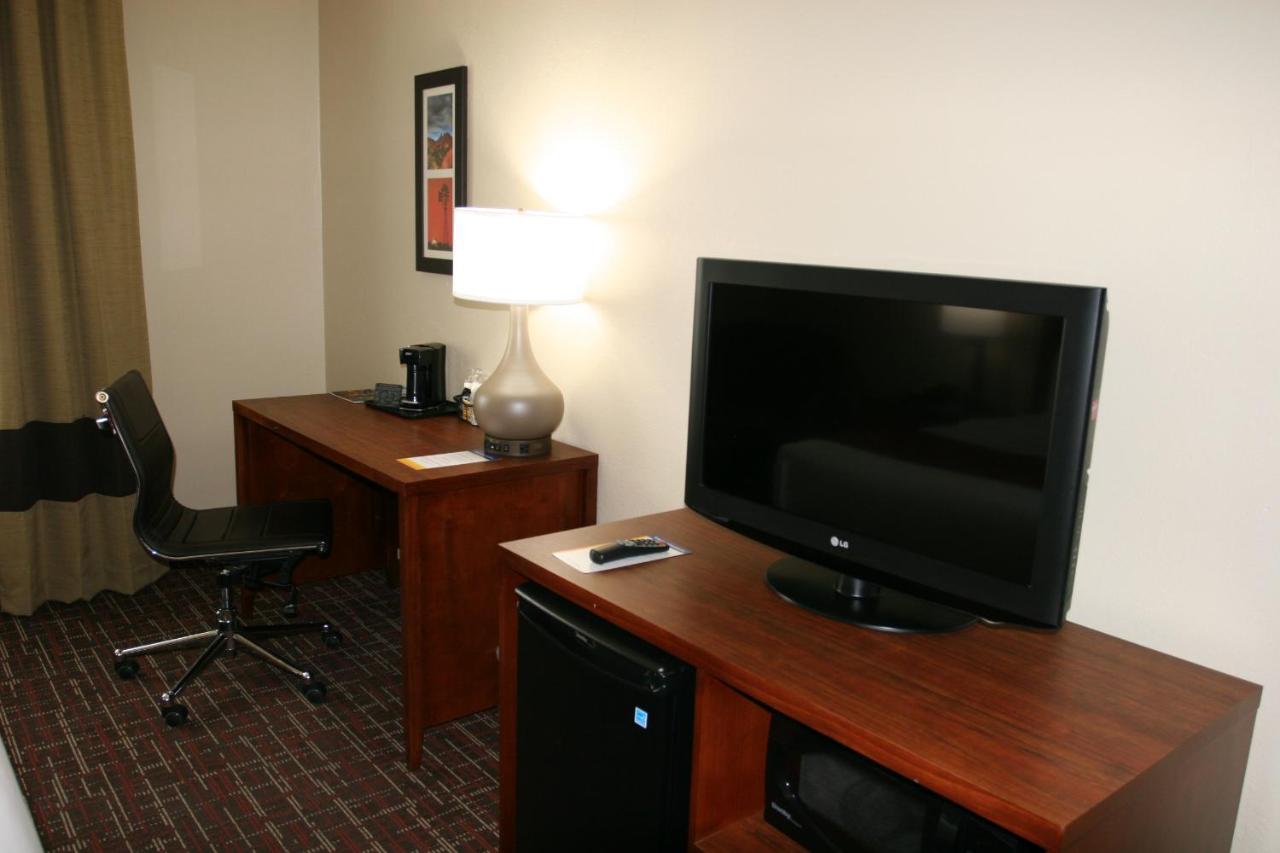 King Room - Accessible/Non-Smoking at Comfort Inn Wichita Falls Near University
