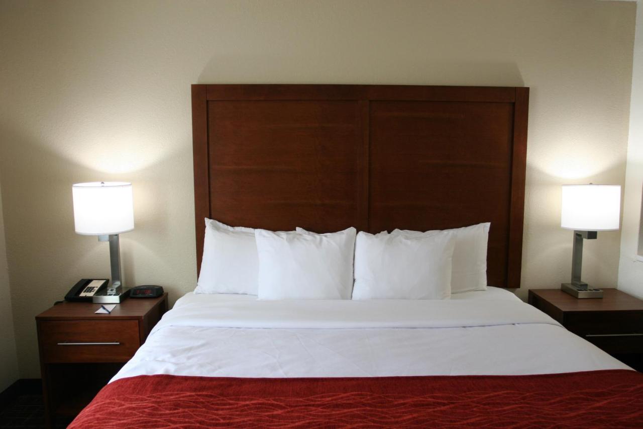King Suite - Accessible/Non-Smoking at Comfort Inn Wichita Falls Near University