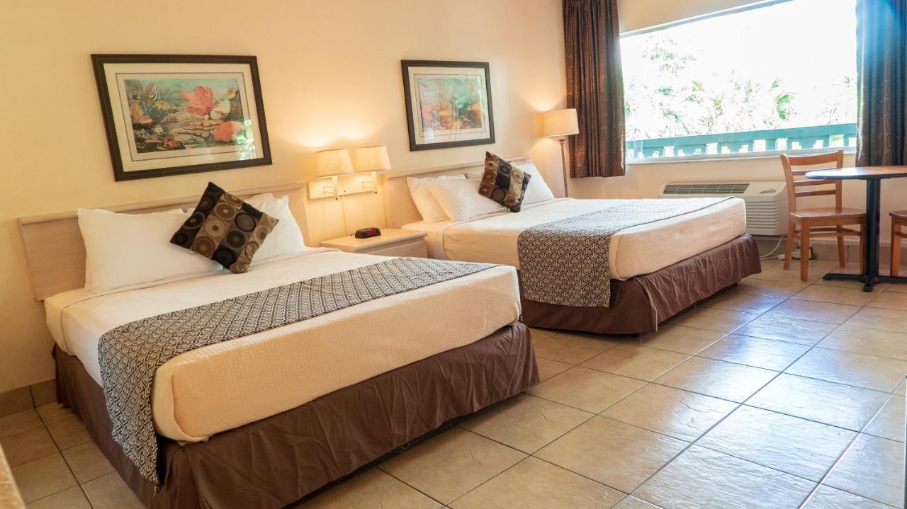  | Ft. Lauderdale Beach Resort Hotel