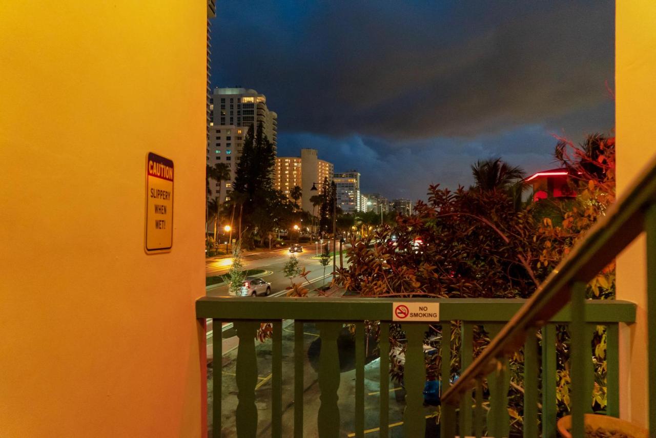  | Ft. Lauderdale Beach Resort Hotel