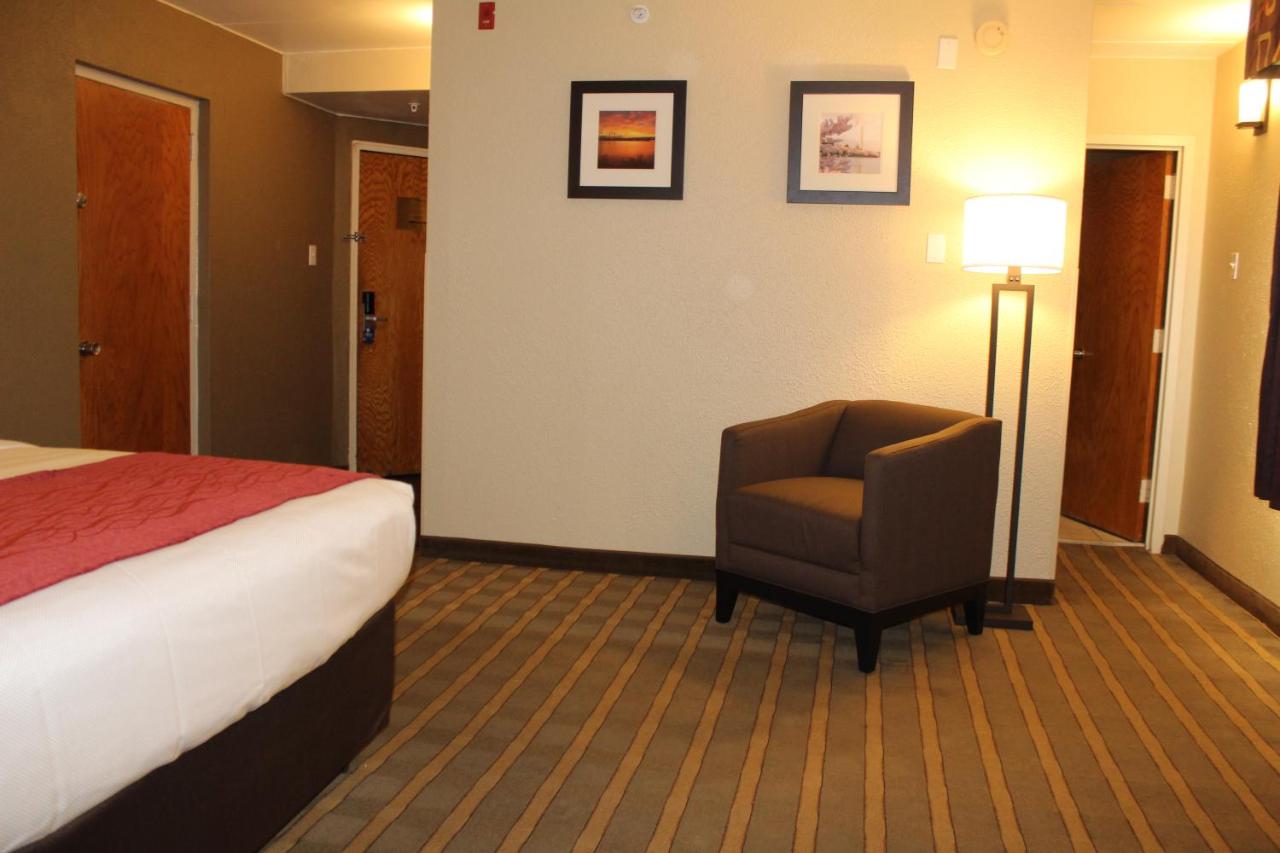 Queen Room with Two Queen Beds Upgrade - Accessible/Non-Smoking at Comfort Inn University Center