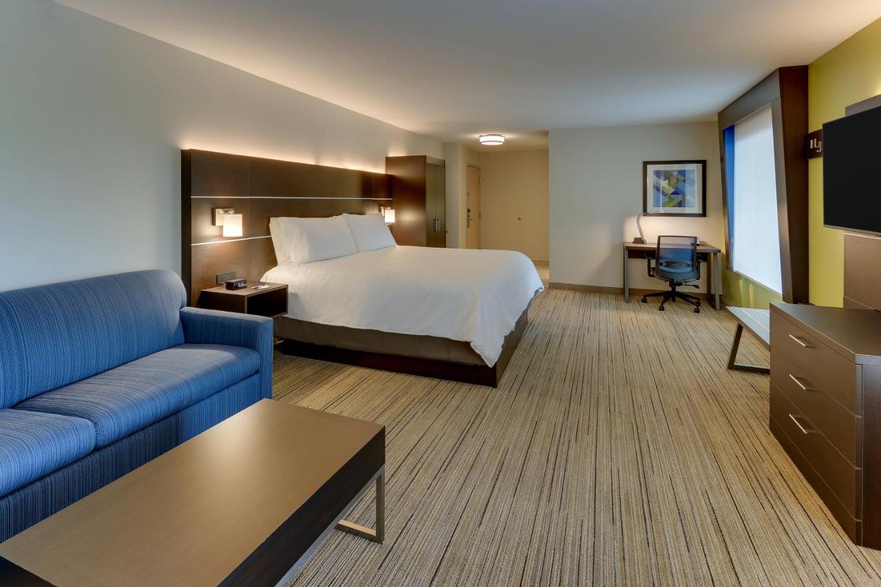 King Suite with Sofa Bed - Non-Smoking at Holiday Inn Express & Suites Corbin by IHG