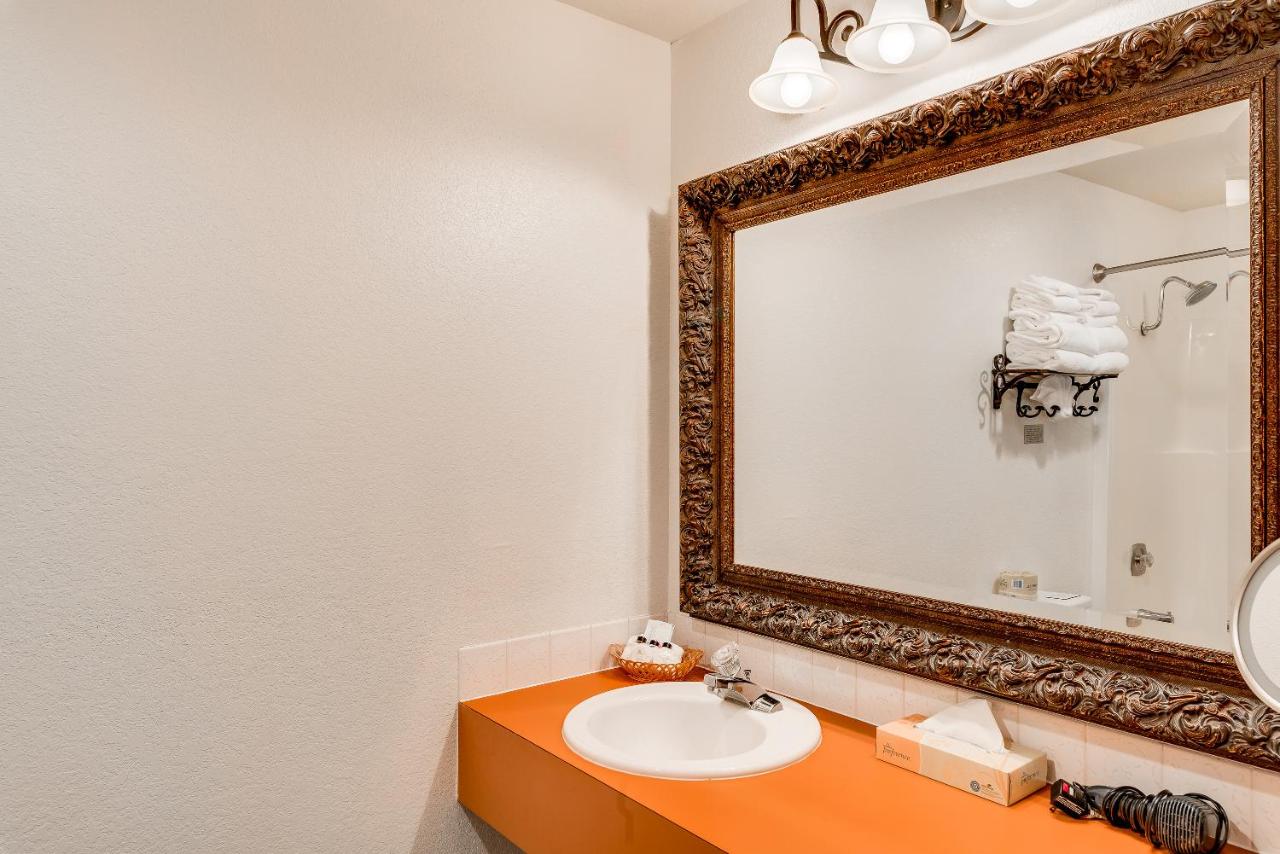  | Alpine Rivers Inn