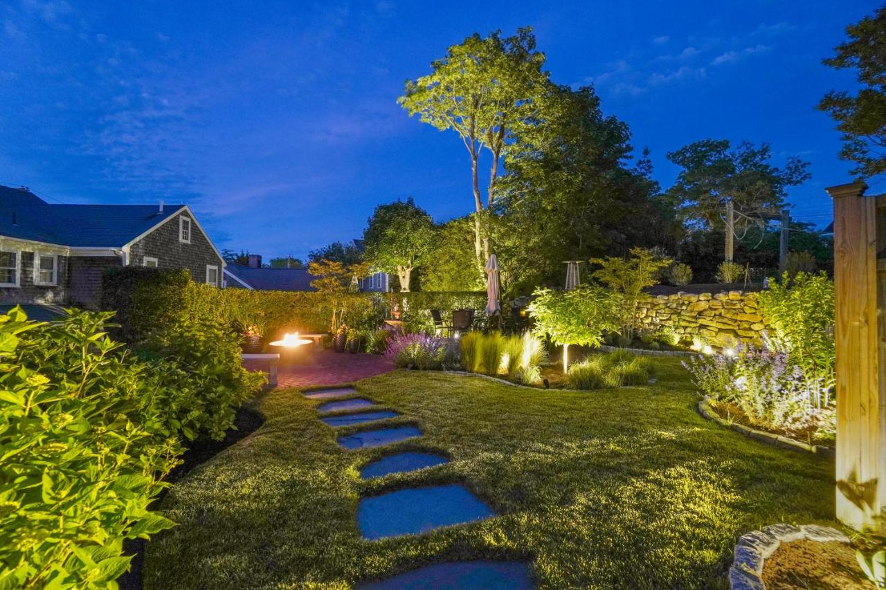 | Martin House Inn