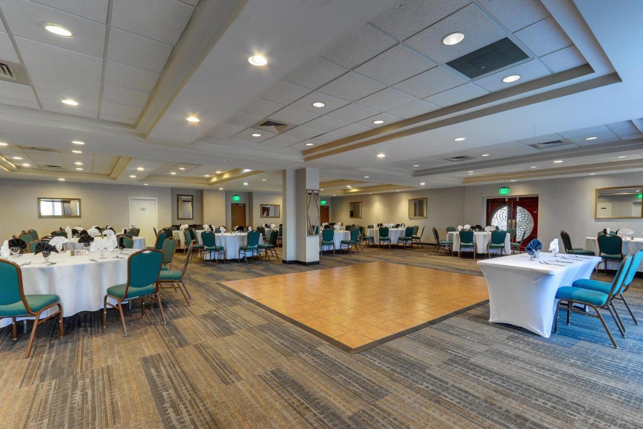 | Holiday Inn Express Aberdeen-Chesapeake House, an IHG Hotel