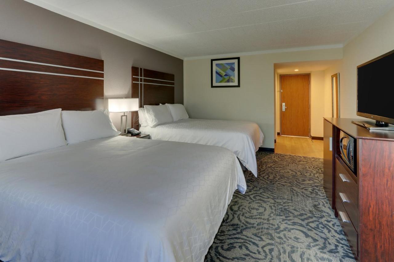 | Holiday Inn Express Aberdeen-Chesapeake House, an IHG Hotel