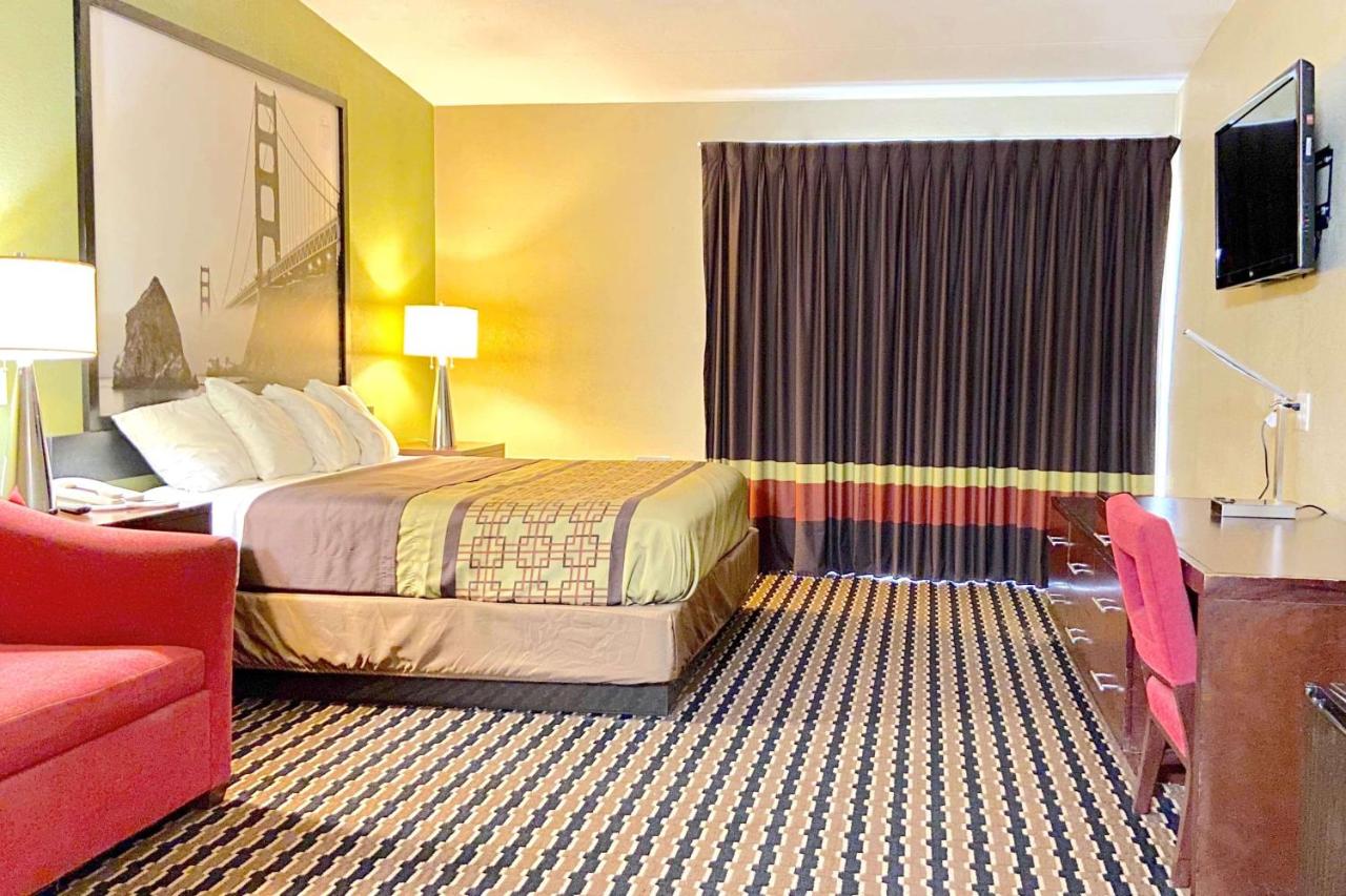  | Super 8 by Wyndham Rocky Mount I-95 EXIT 145