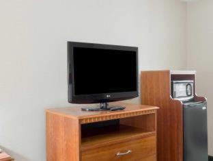 Room #49055206 at Quality Inn Columbus, MS