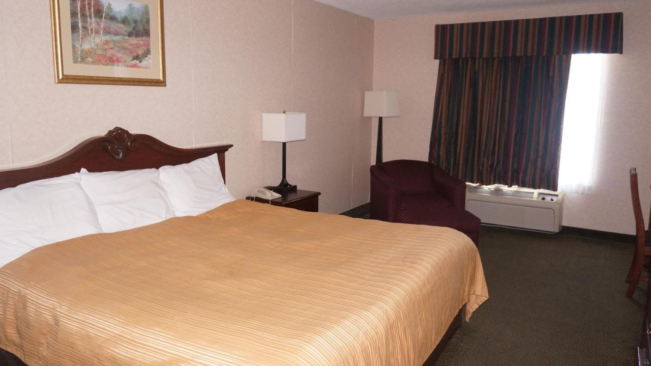 | Scotland Neck Inn