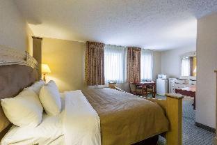 Room #49082513 at Baymont by Wyndham Omaha SW