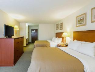 Room #49082515 at Baymont by Wyndham Omaha SW