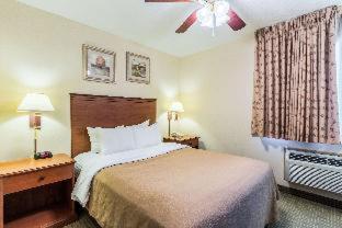 Room #49082520 at Baymont by Wyndham Omaha SW