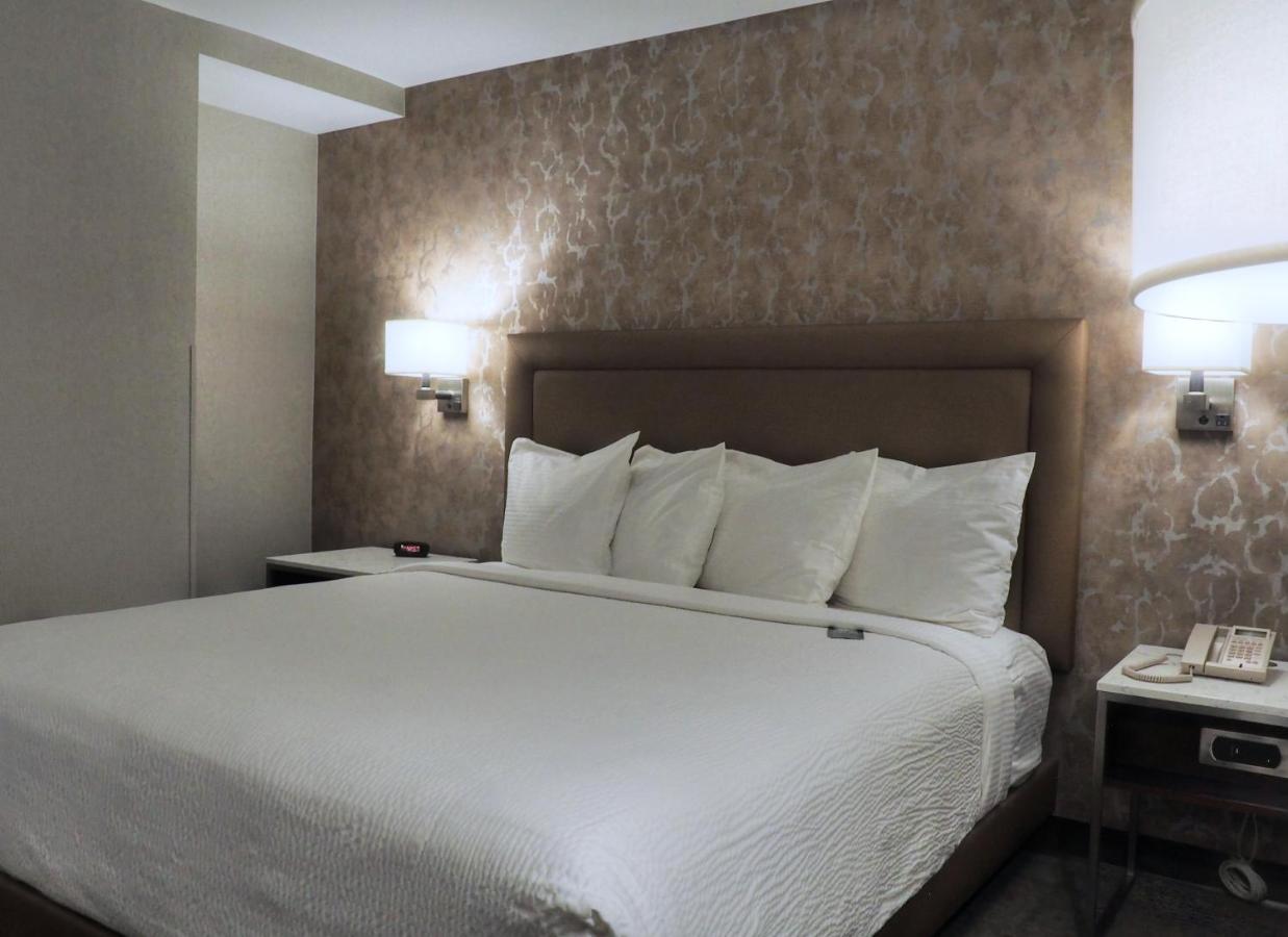 King Room at Kahler Grand Hotel